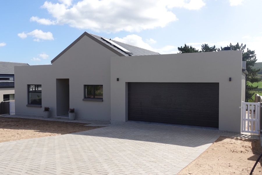 3 Bedroom Property for Sale in Reebok Western Cape